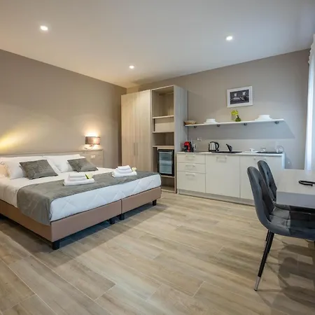 Carducci Nocleg ze śniadaniem 3*