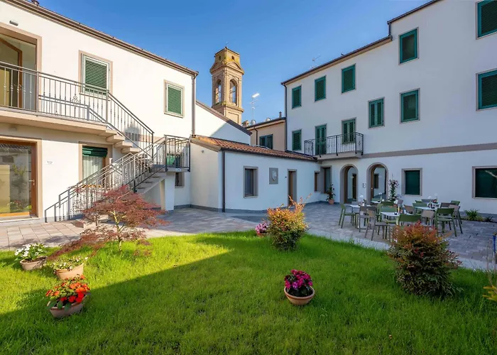 住宿加早餐酒店 Carducci 4*