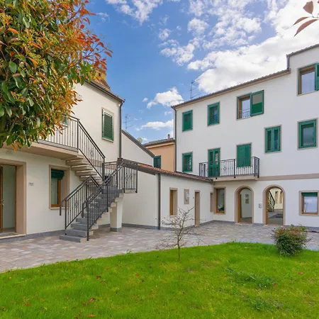 Carducci Bed & Breakfast 4*
